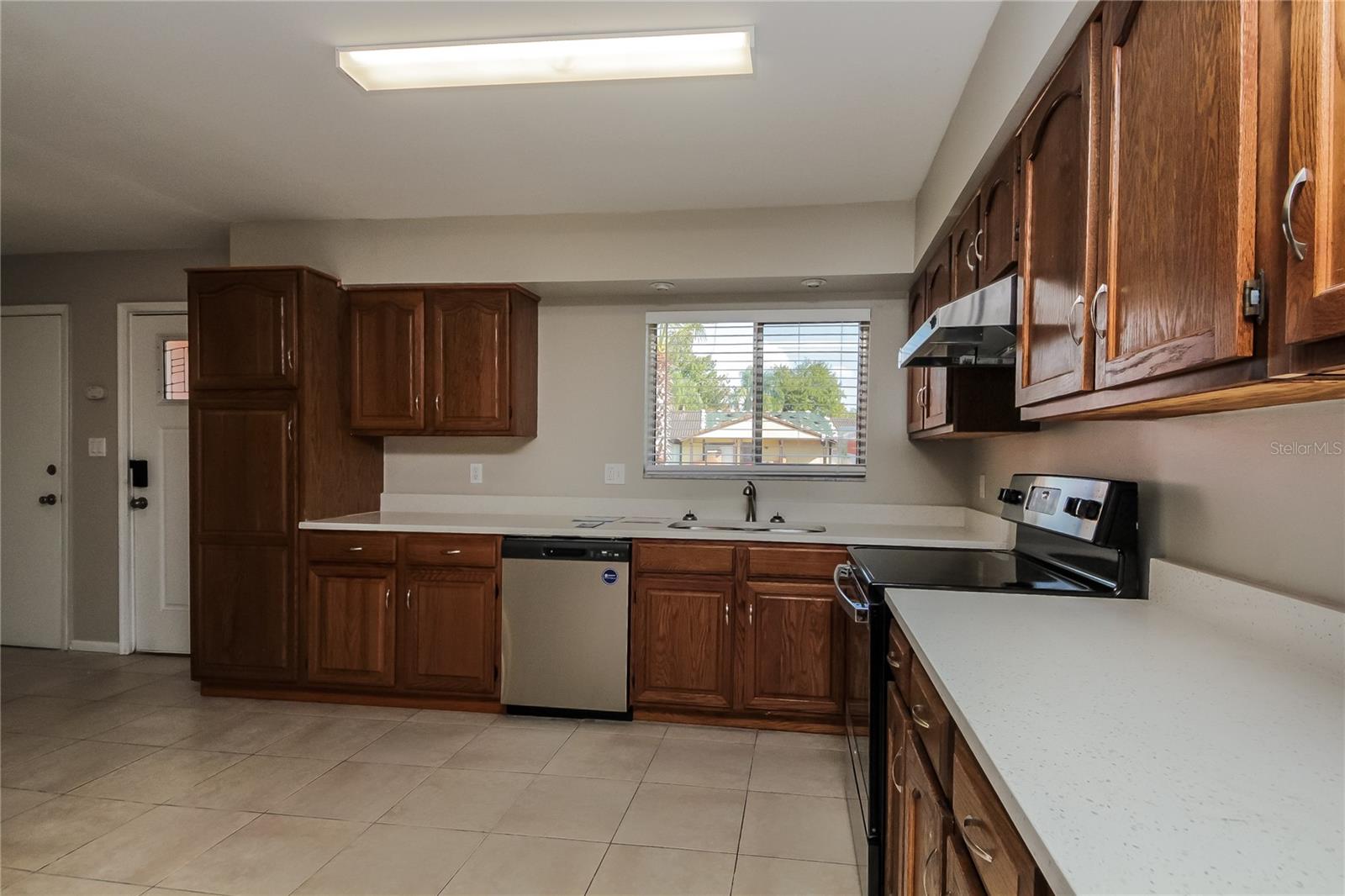 Image 7 of 16 For 10126 Musket Lane