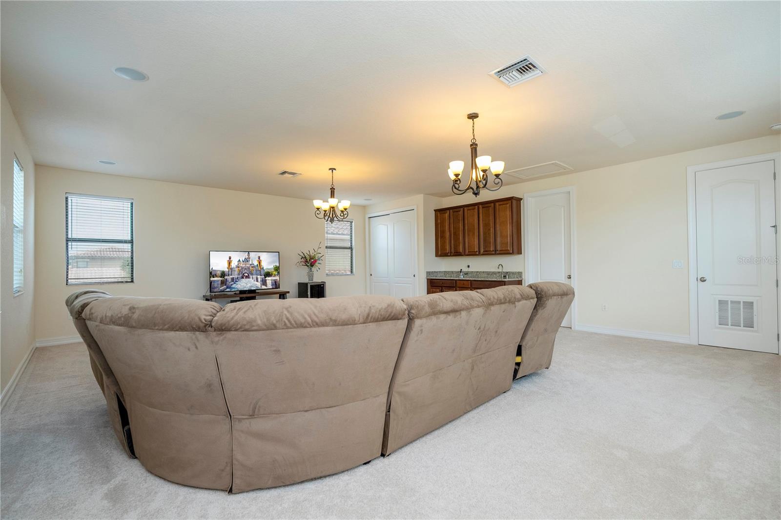 Image 81 of 99 For 11009 Mobberley Circle