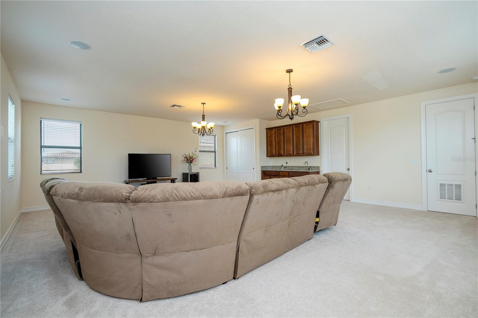 Image 82 of 99 For 11009 Mobberley Circle