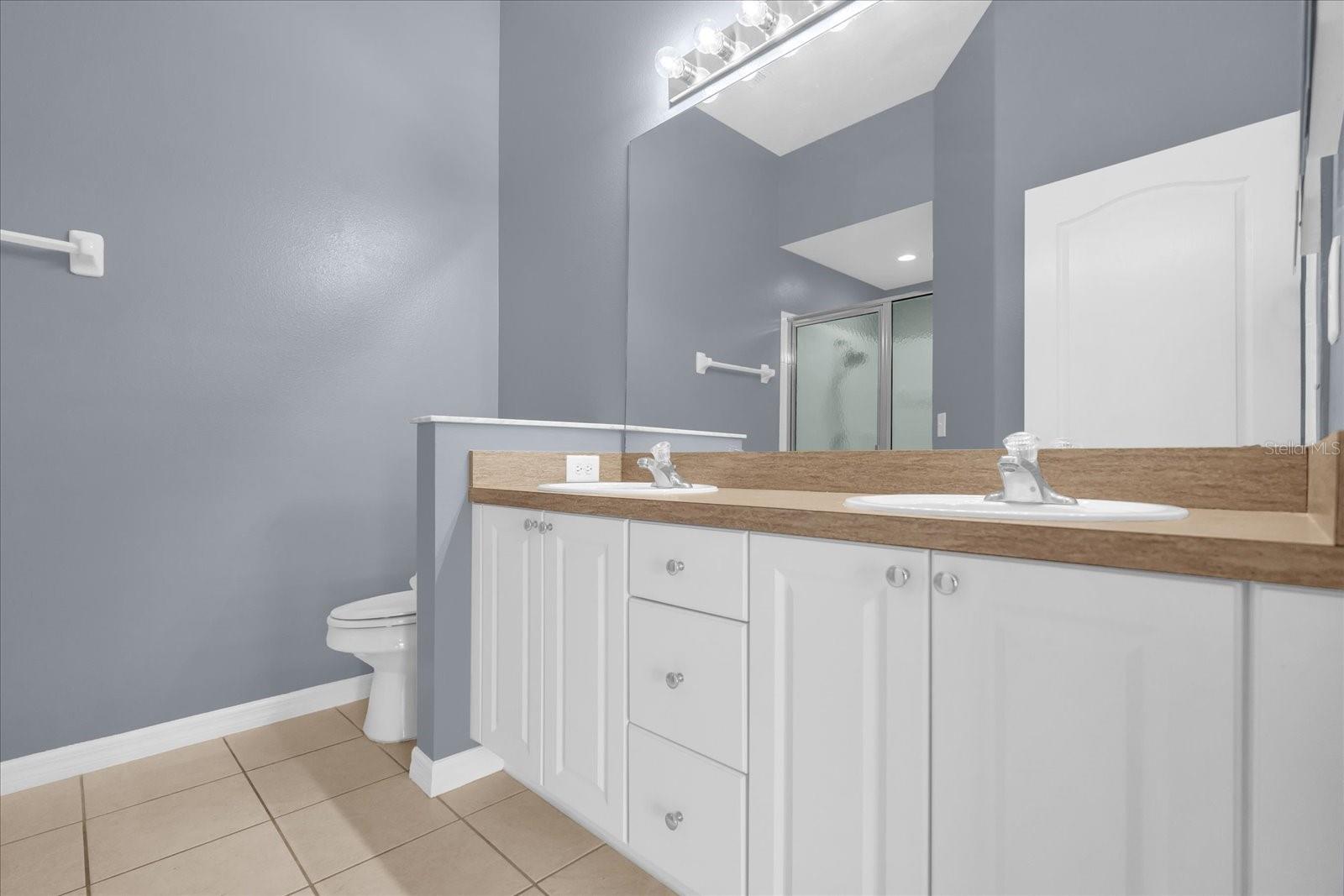 Image 19 of 40 For 516 Brunello Drive