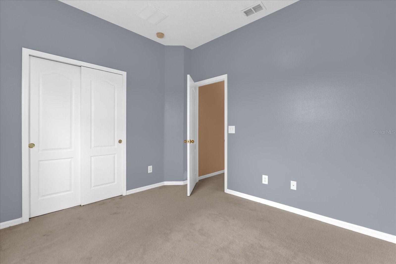 Image 21 of 40 For 516 Brunello Drive