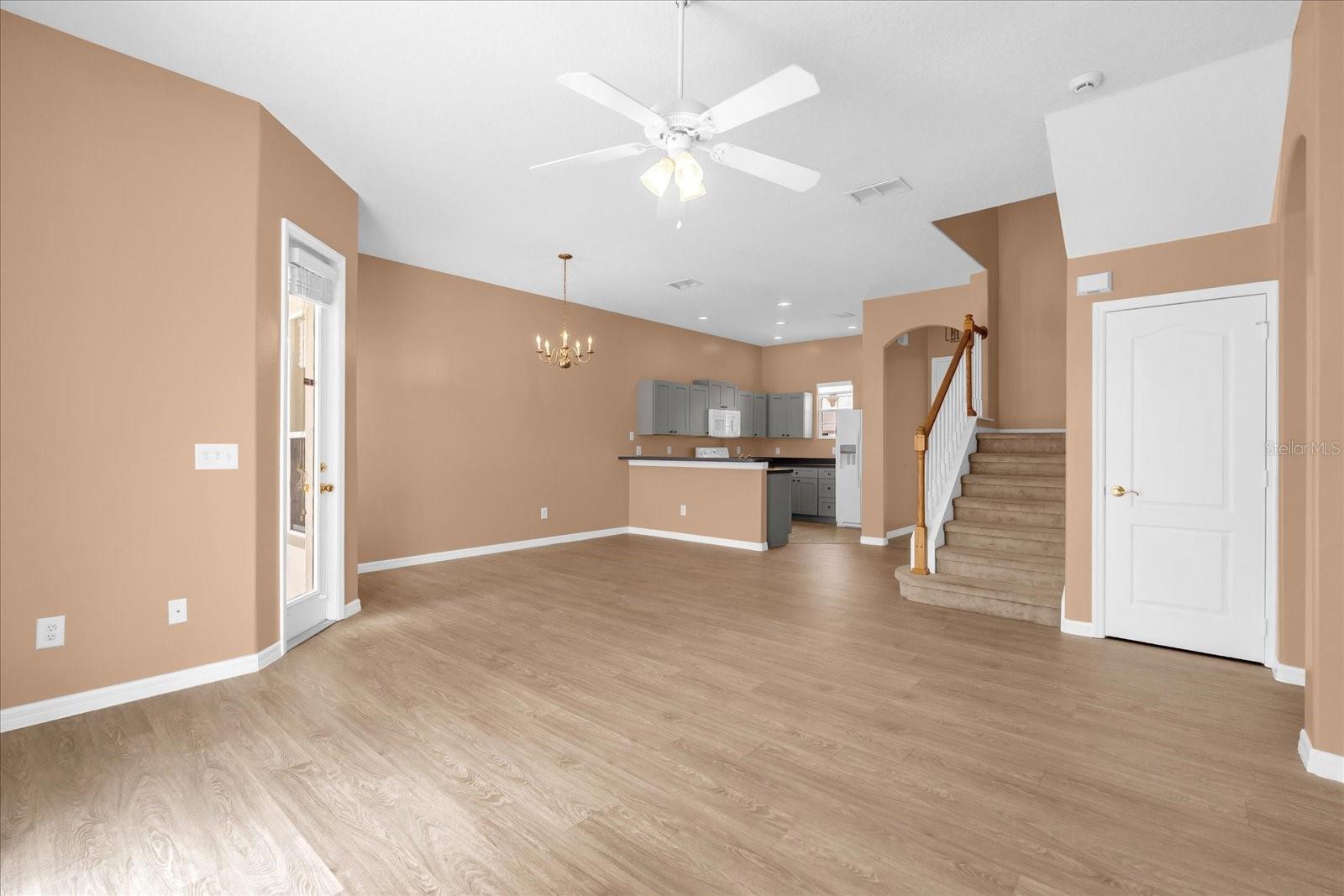 Image 5 of 40 For 516 Brunello Drive