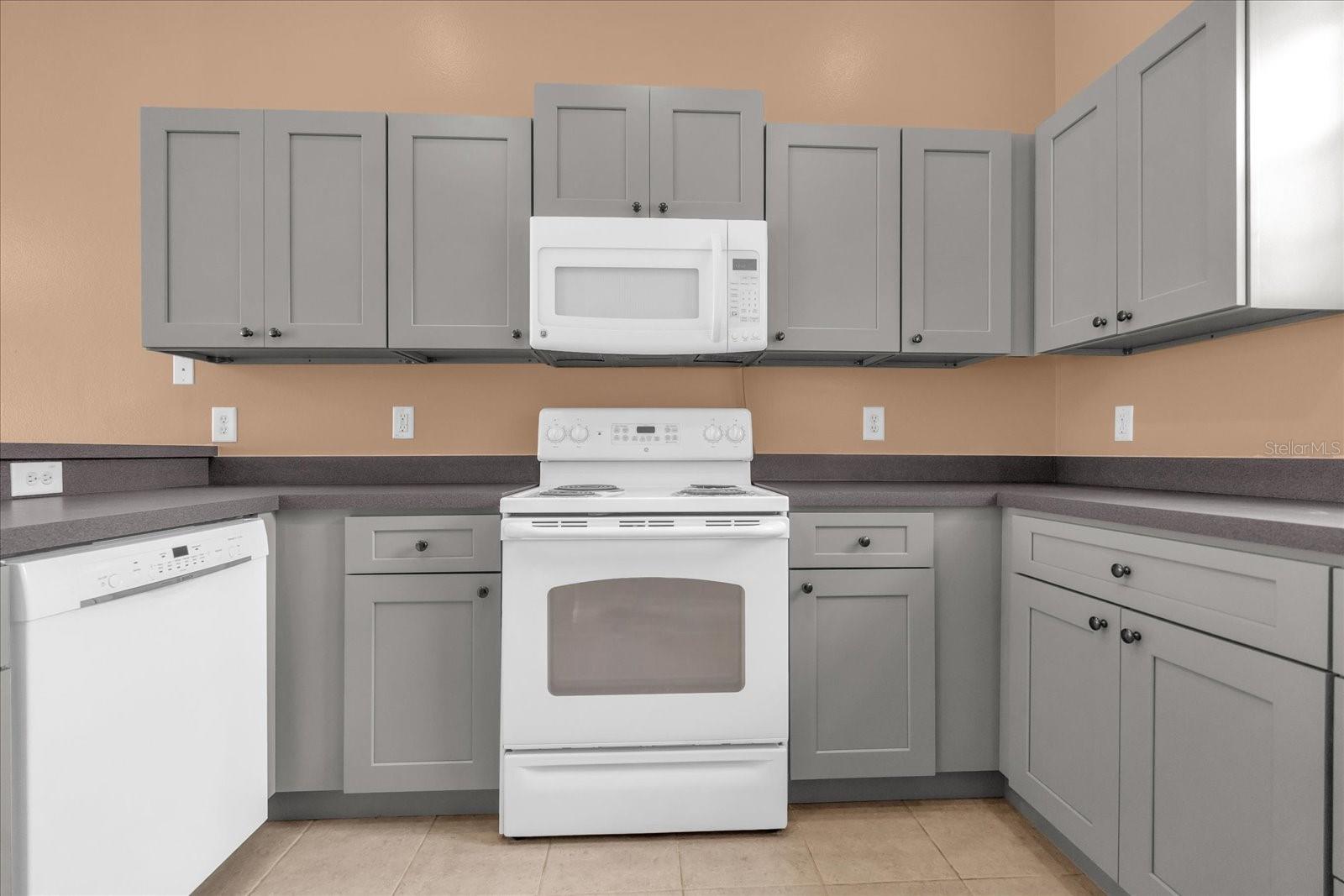 Image 6 of 40 For 516 Brunello Drive