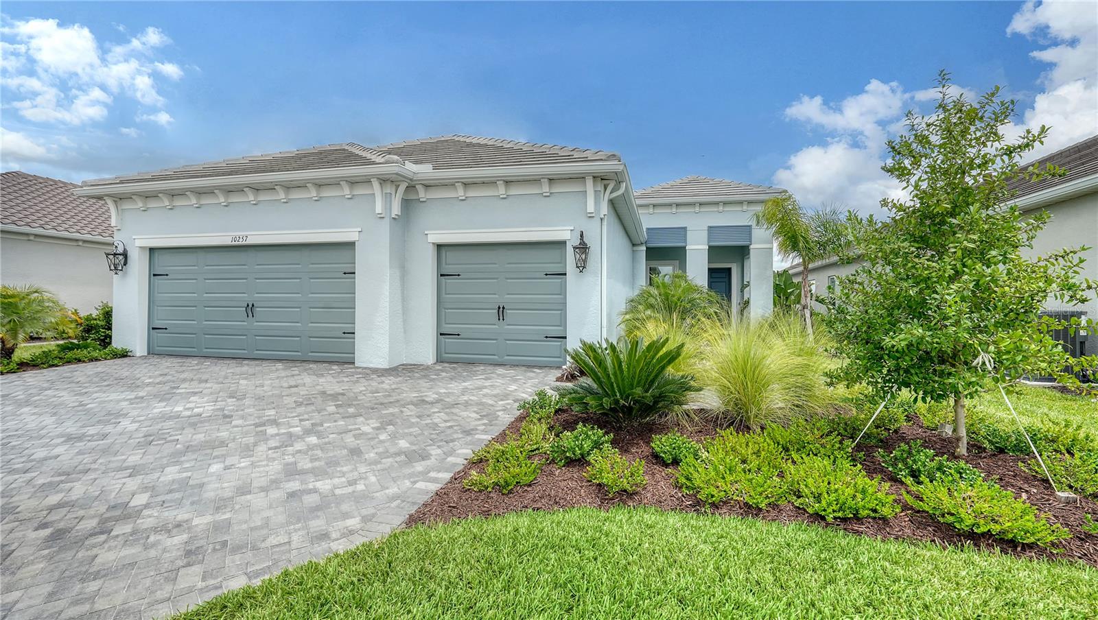 Details for 10257 Canaveral Circle, SARASOTA, FL 34241