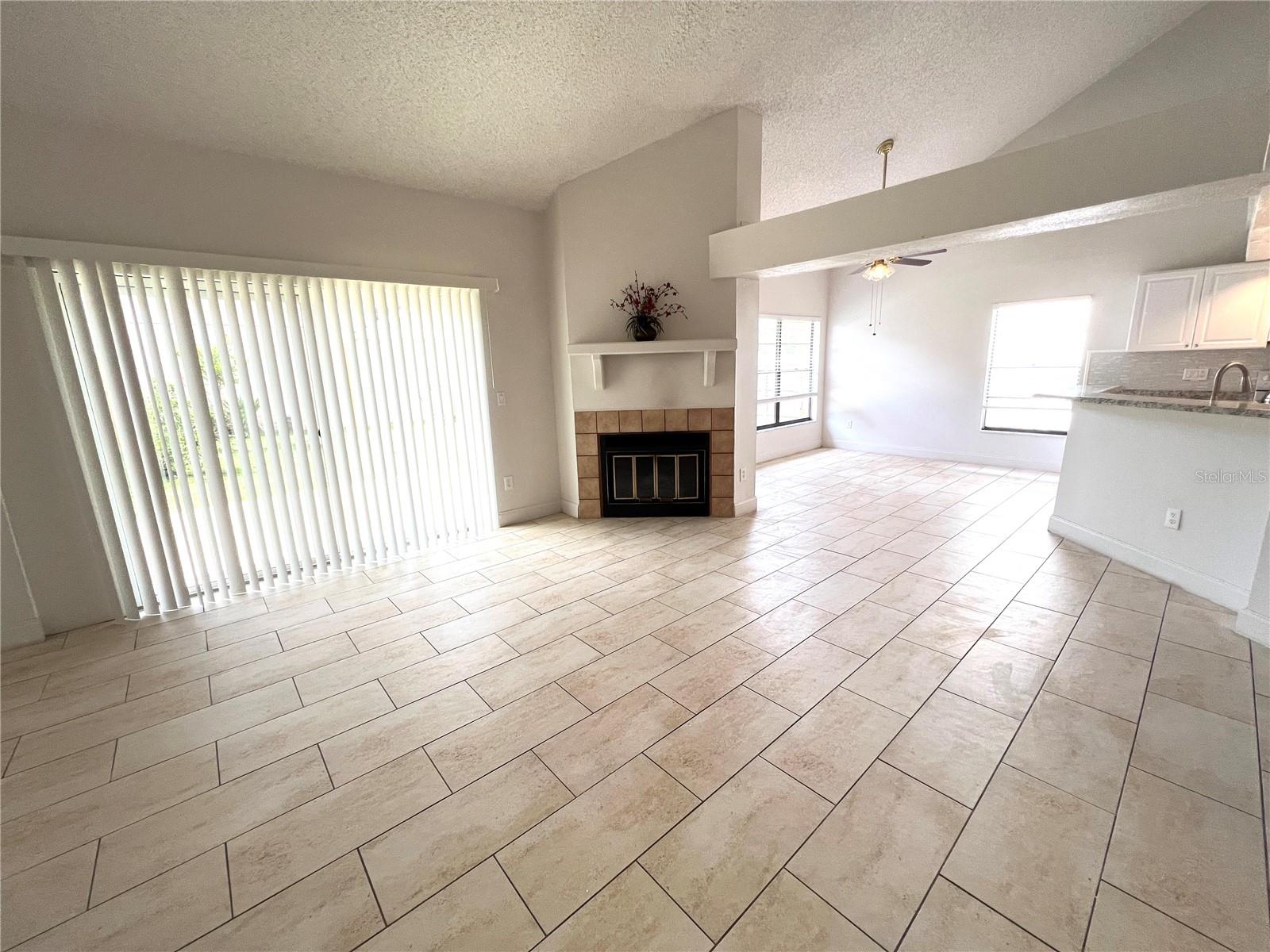 Image 4 of 22 For 332 Goldstone Place