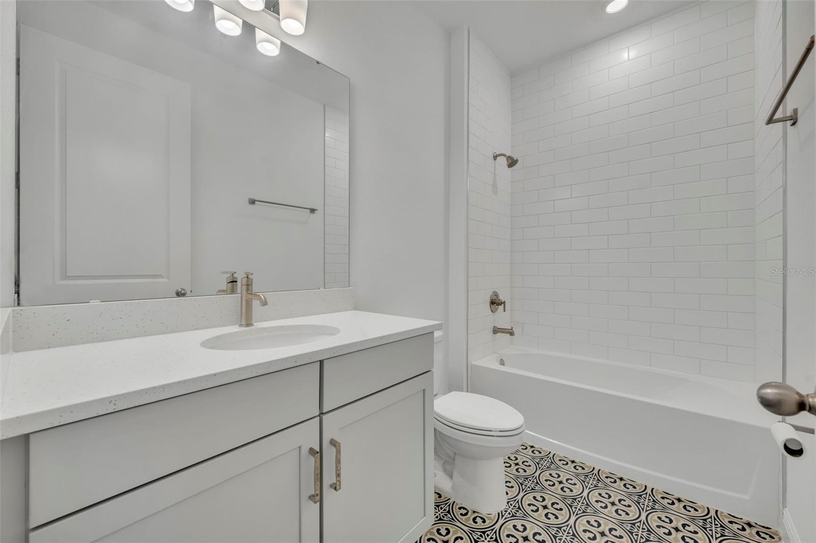 Image 30 of 39 For 19268 Allium Place