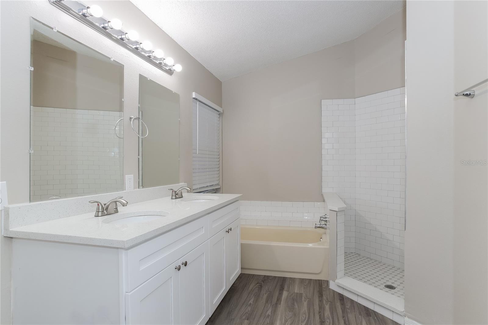 Image 11 of 16 For 1714 Putney Circle