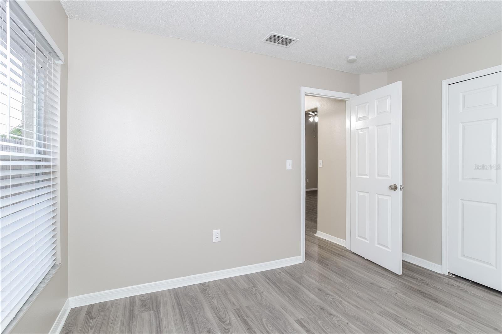 Image 12 of 16 For 1714 Putney Circle