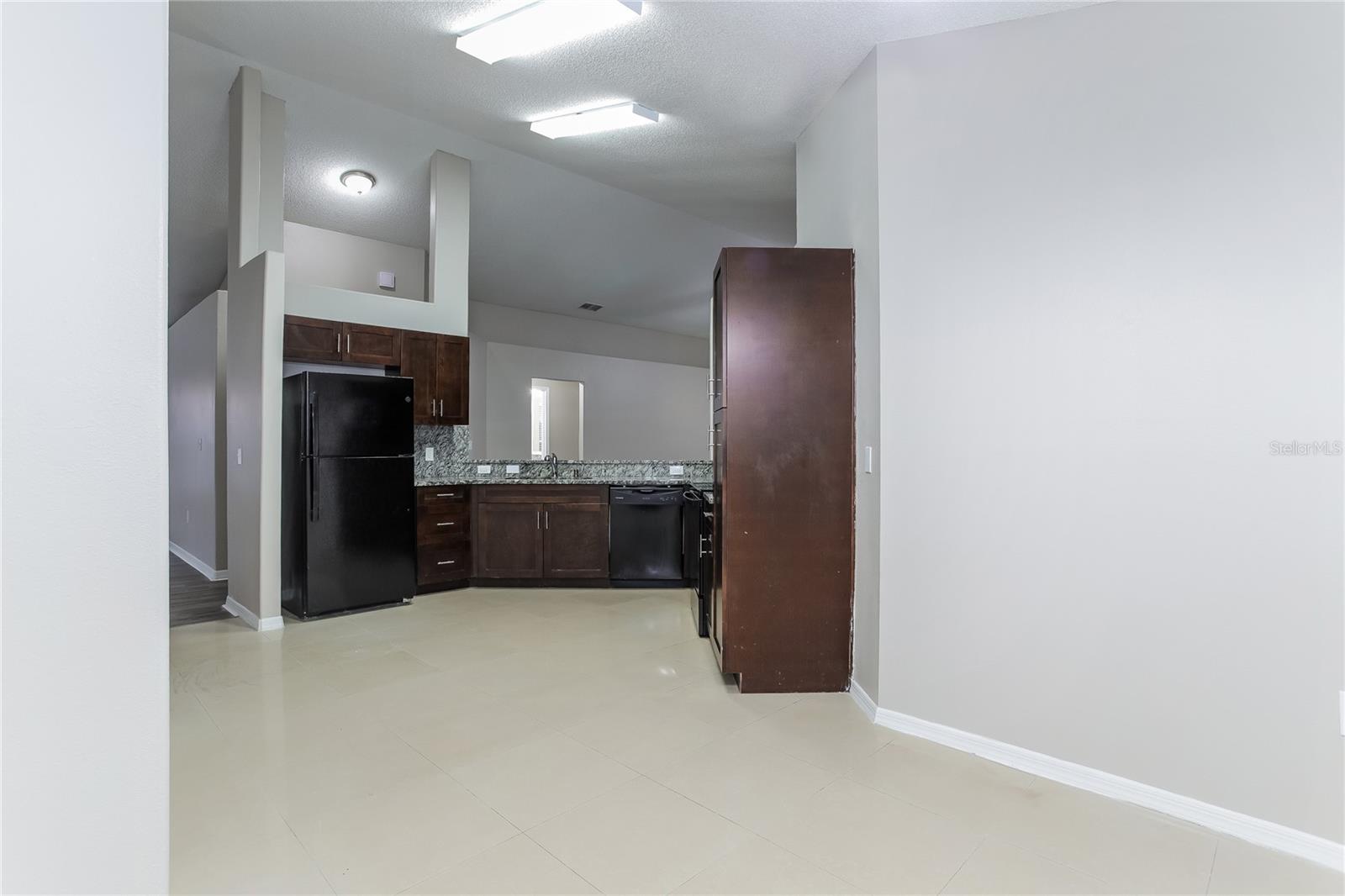 Image 7 of 16 For 1714 Putney Circle