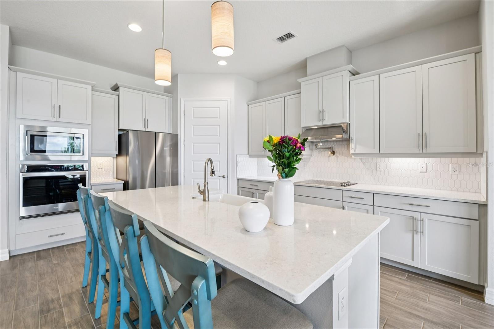 Image 10 of 41 For 17838 Hither Hills Circle