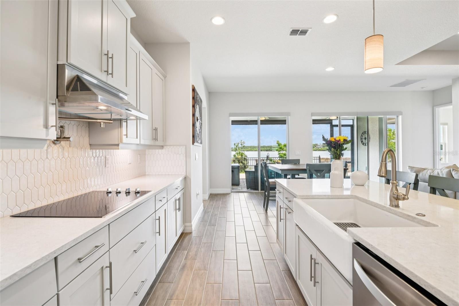 Image 11 of 41 For 17838 Hither Hills Circle