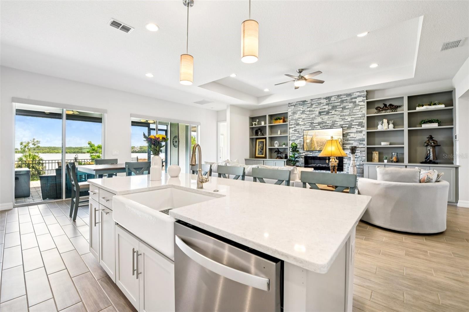 Image 12 of 41 For 17838 Hither Hills Circle