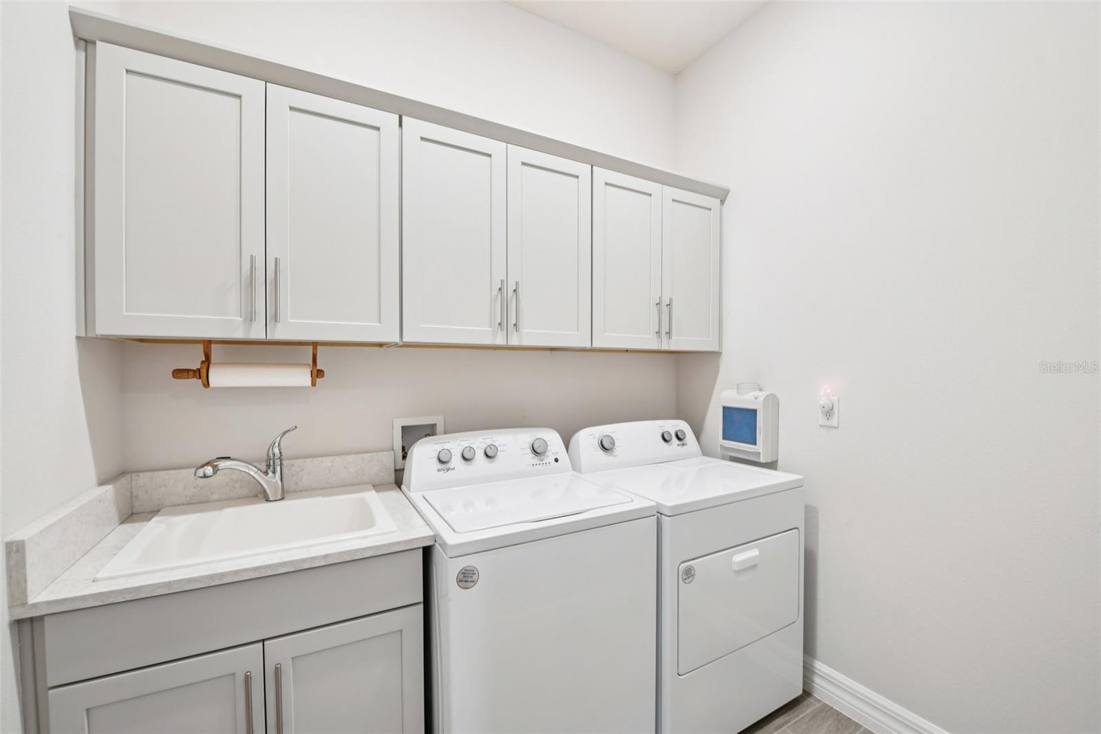 Image 30 of 41 For 17838 Hither Hills Circle