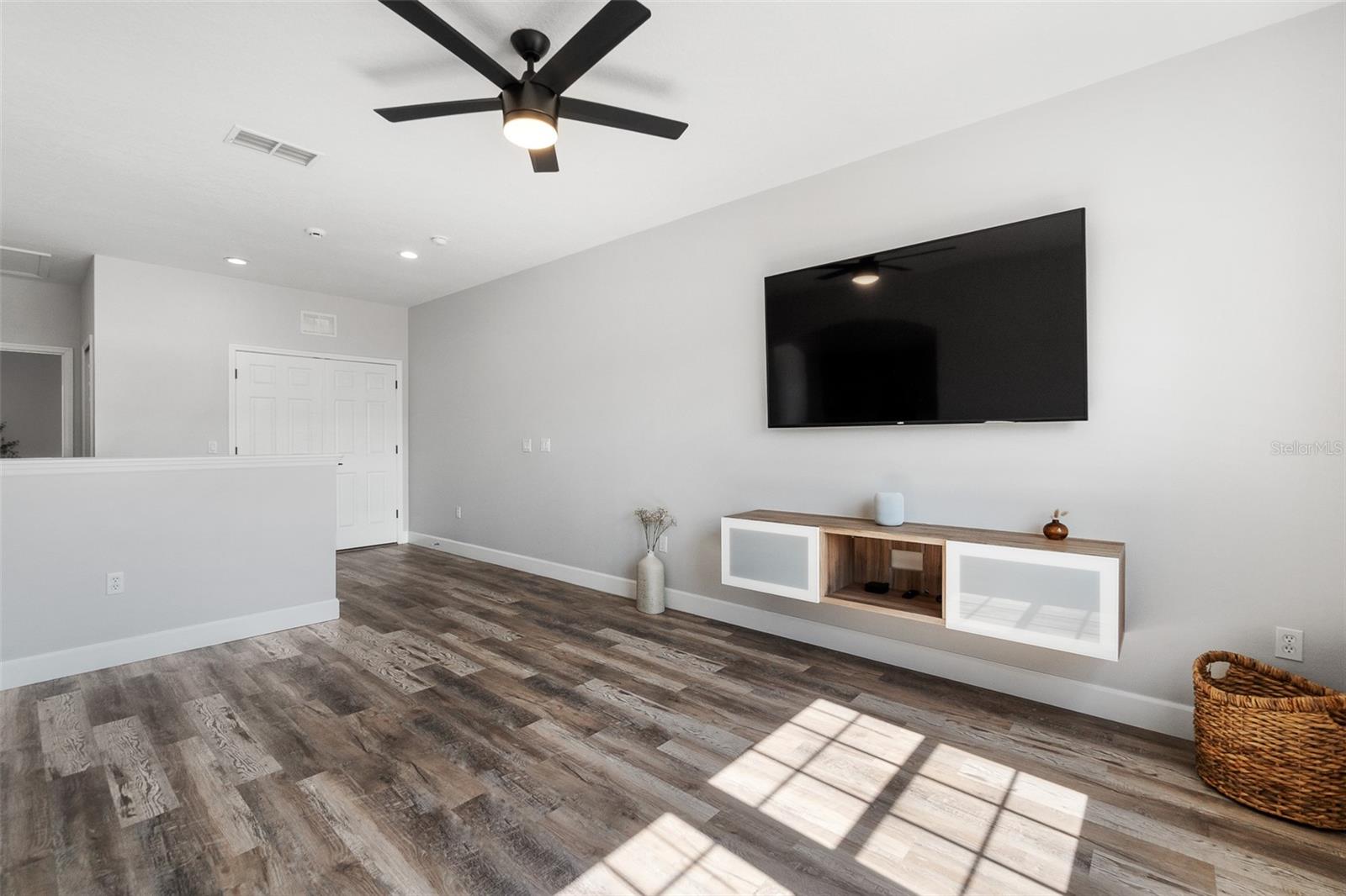 Image 29 of 39 For 5312 Tattinger Lane