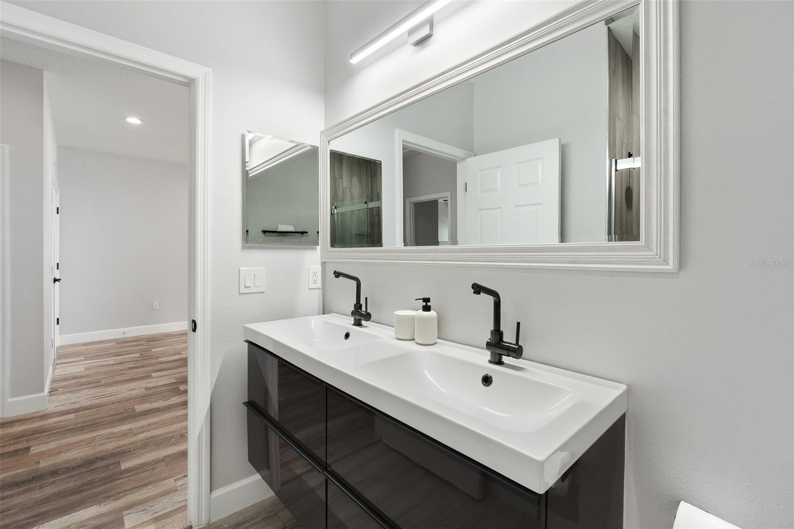 Image 31 of 39 For 5312 Tattinger Lane