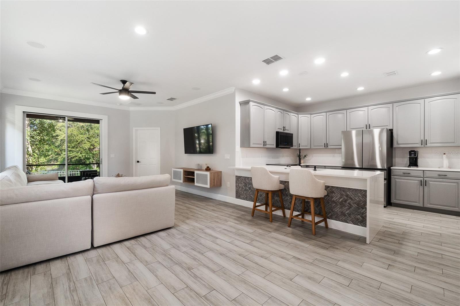 Image 6 of 39 For 5312 Tattinger Lane