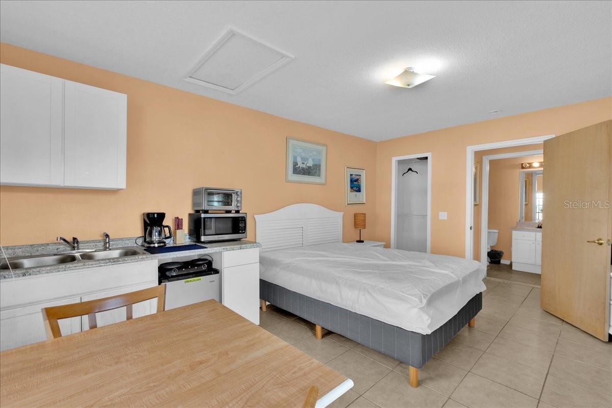 Image 4 of 15 For 203 Coco Plum Drive Front Unit