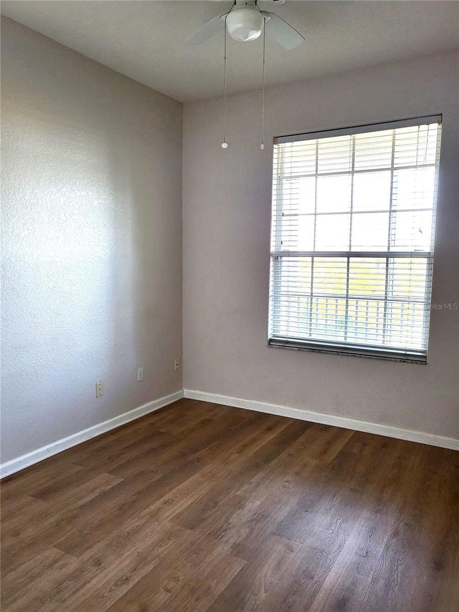 Image 20 of 26 For 7123 Yacht Basin Avenue 333