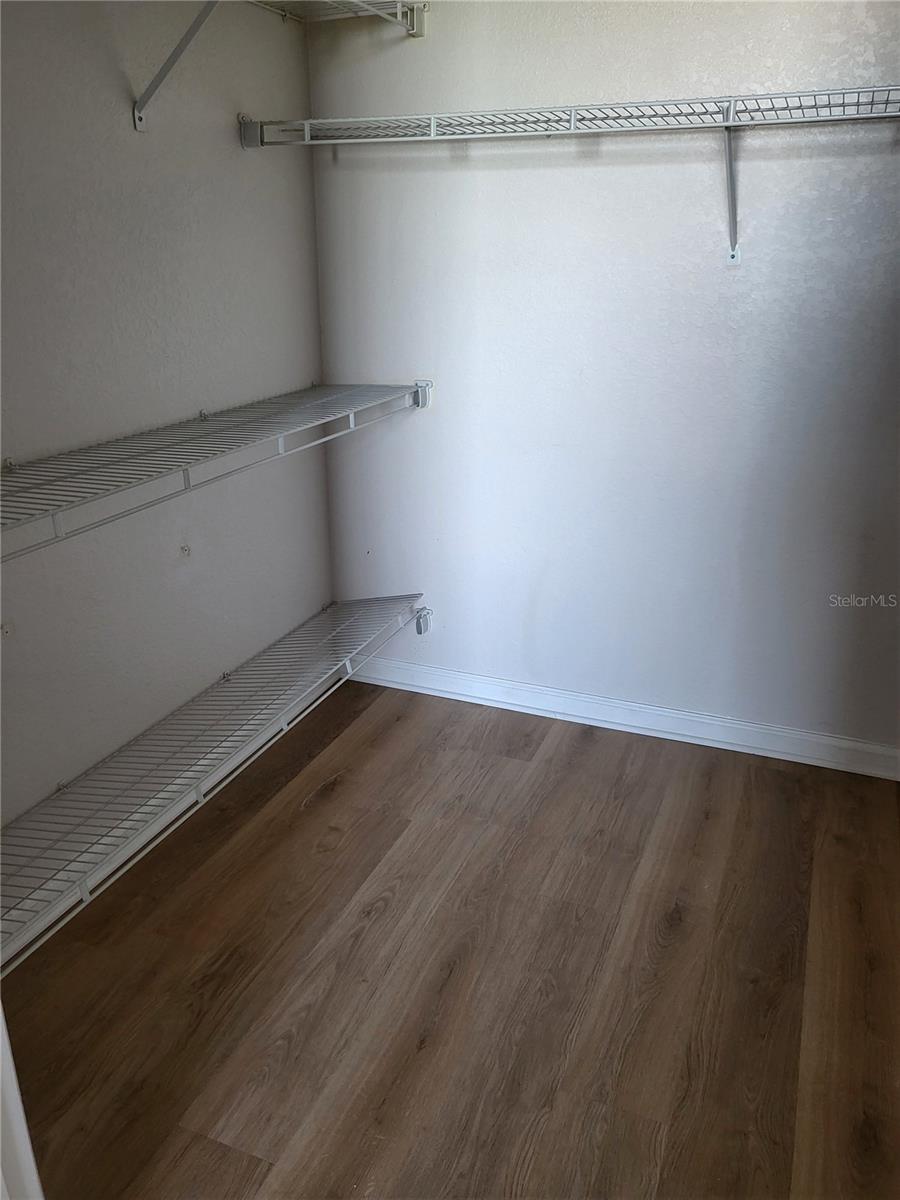 Image 21 of 26 For 7123 Yacht Basin Avenue 333