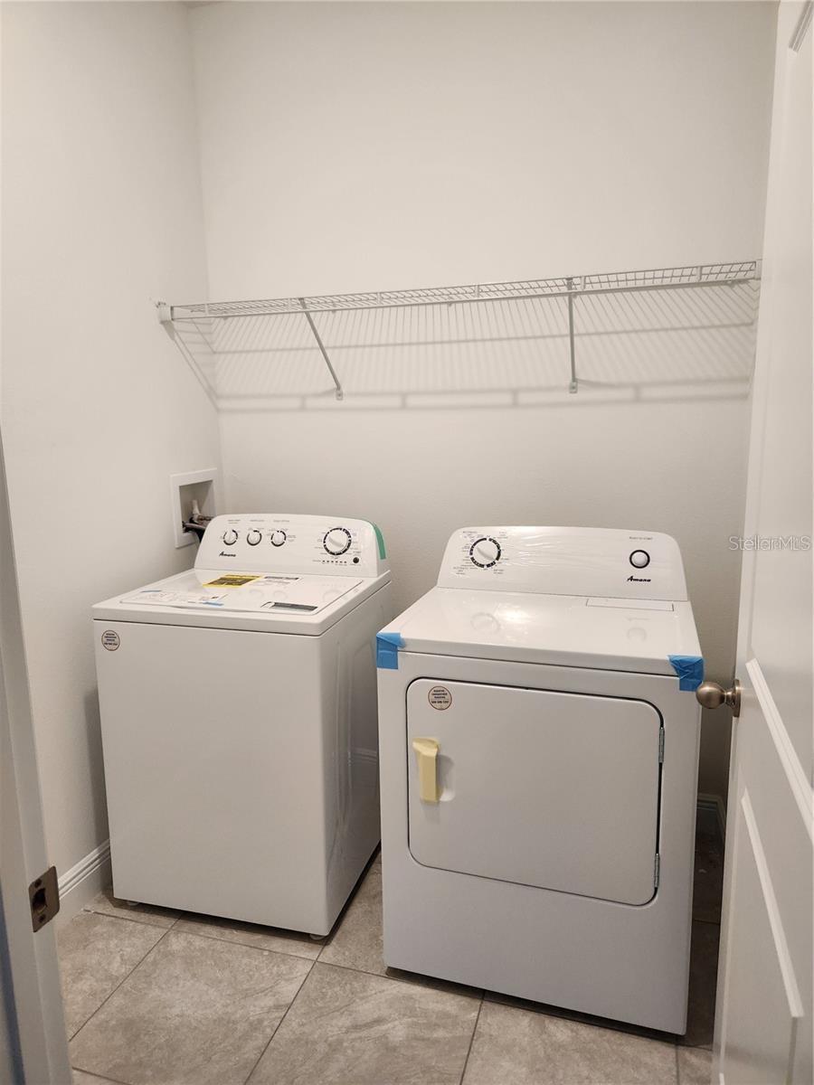 Listing photo id 8 for 3650 128th Place