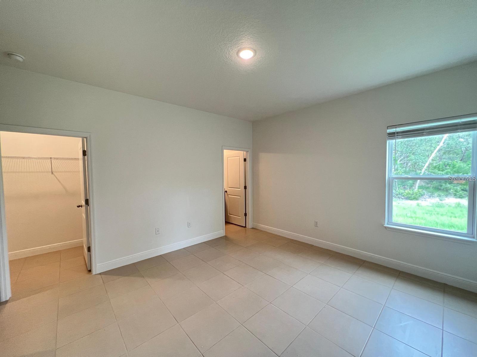 Listing photo id 9 for 3650 128th Place