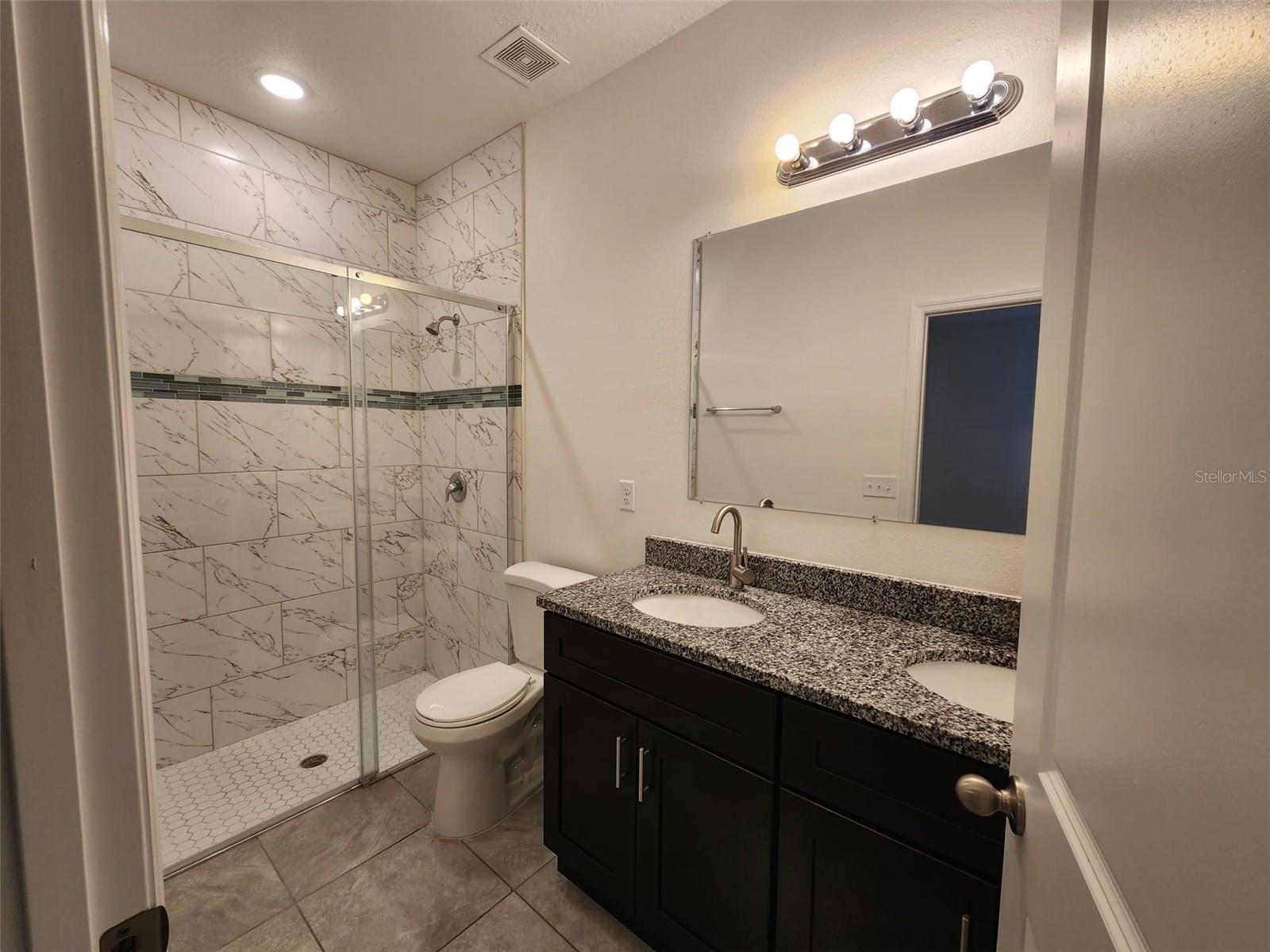 Listing photo id 12 for 3650 128th Place