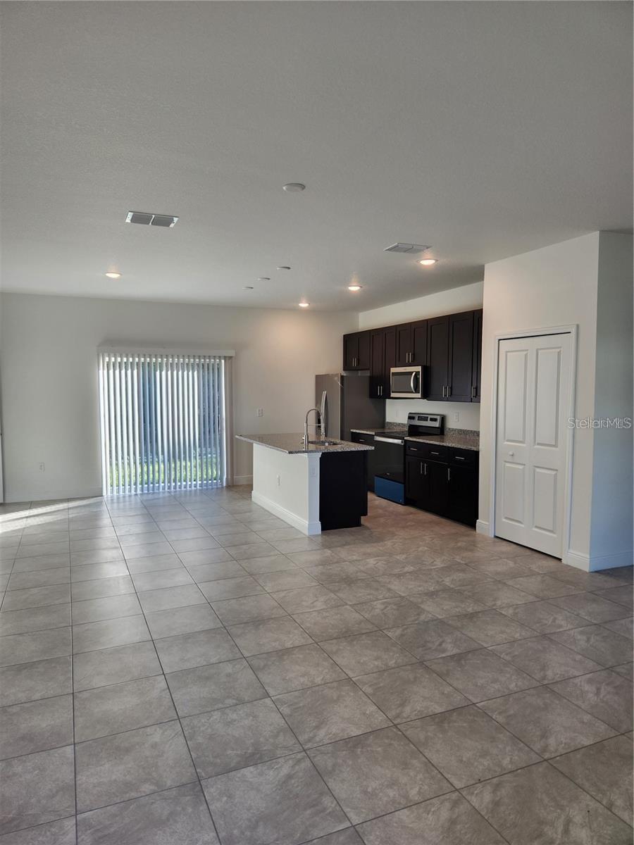 Listing photo id 0 for 3650 128th Place