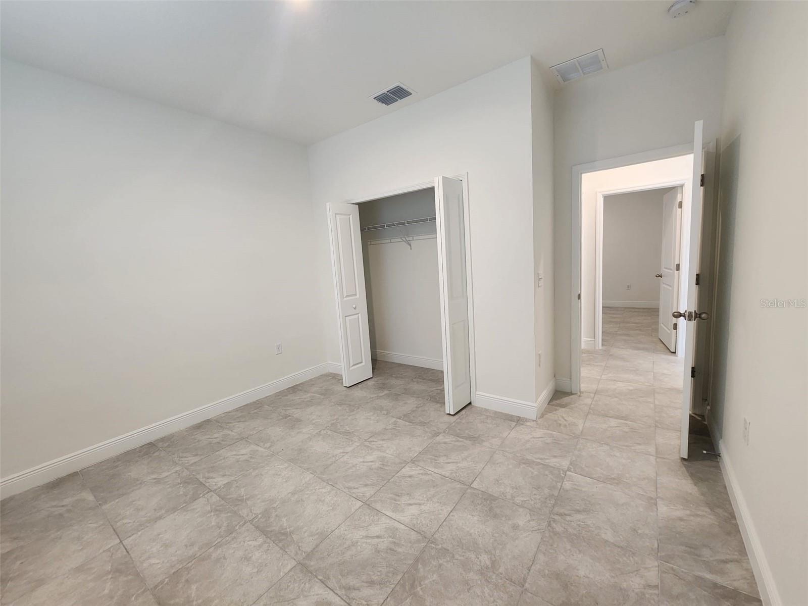 Listing photo id 4 for 3650 128th Place