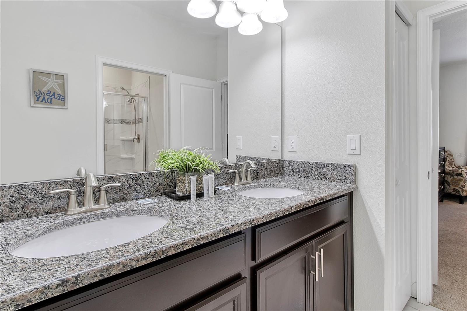 Image 26 of 74 For 1534 Moon Valley Dr