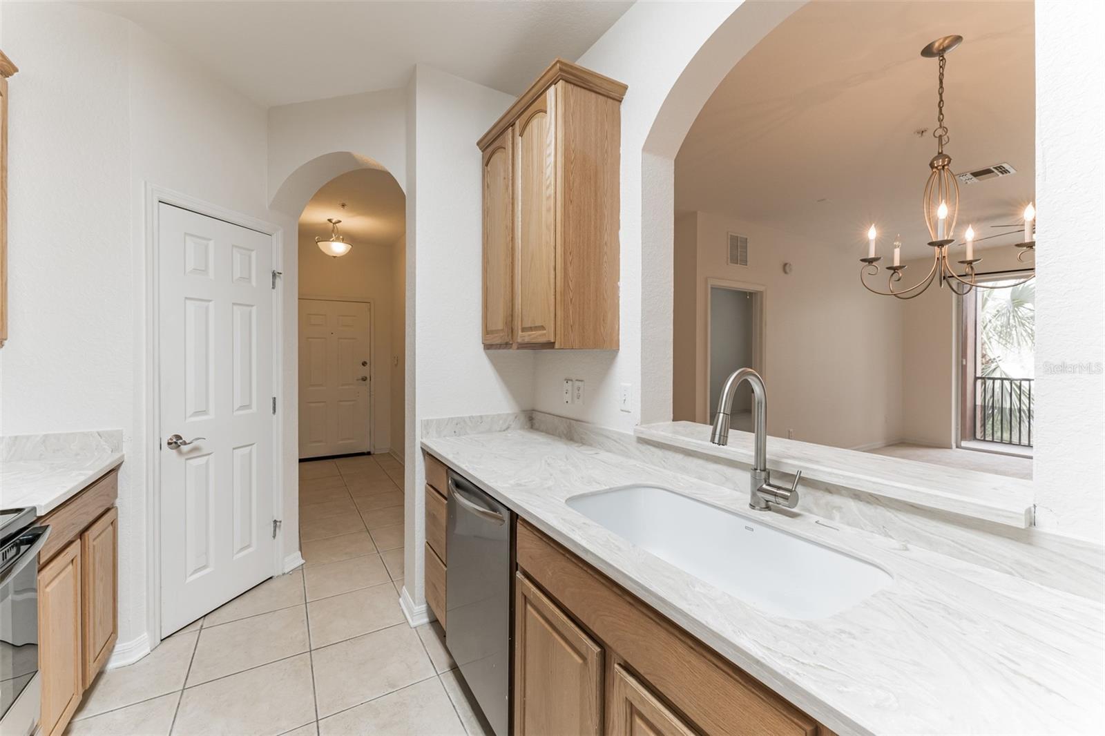 Image 4 of 22 For 1355 Venezia Court 201