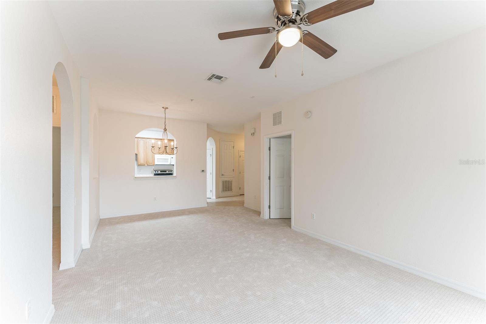 Image 7 of 22 For 1355 Venezia Court 201