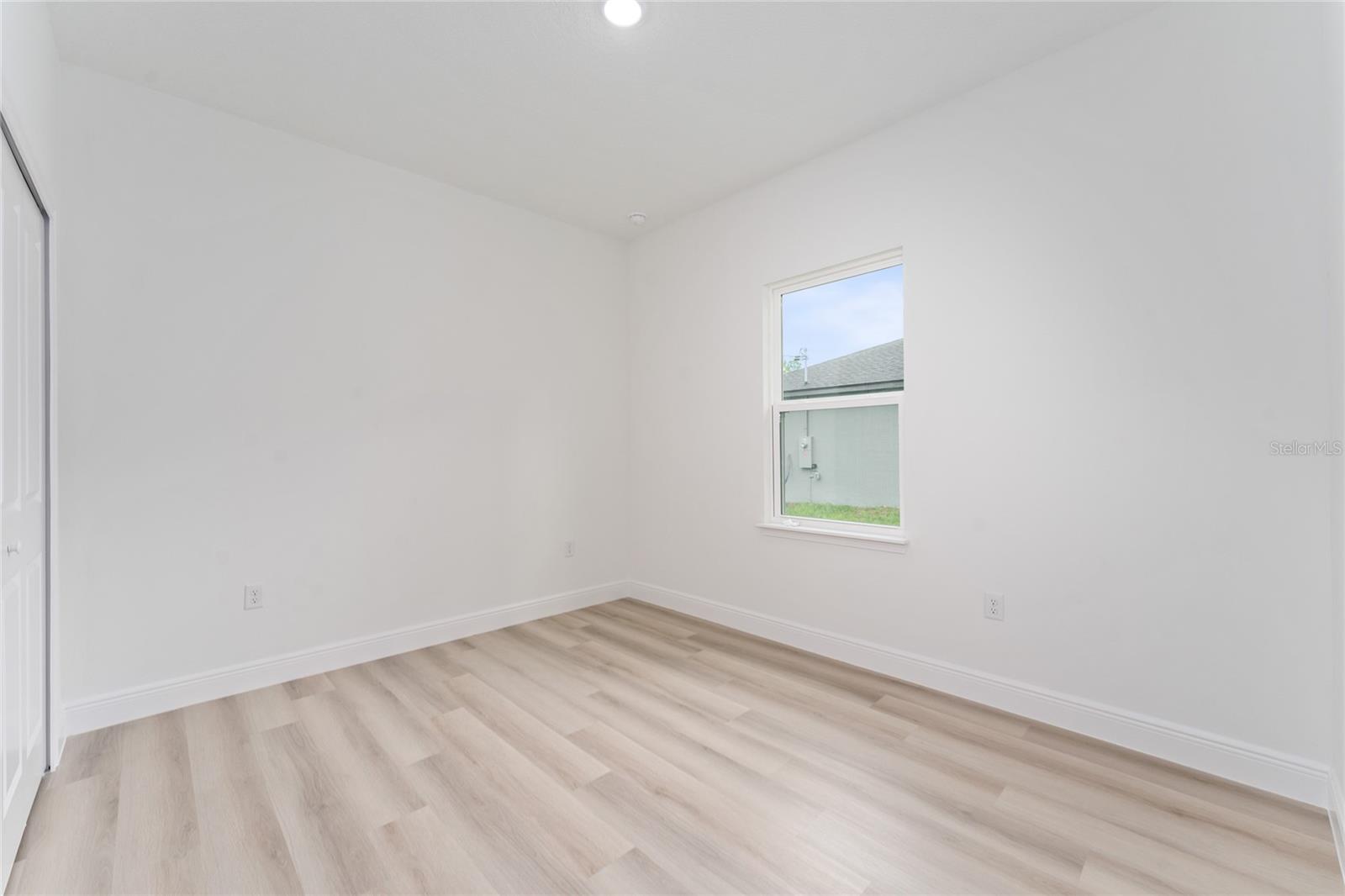 Image 18 of 41 For 9312 Akola Way