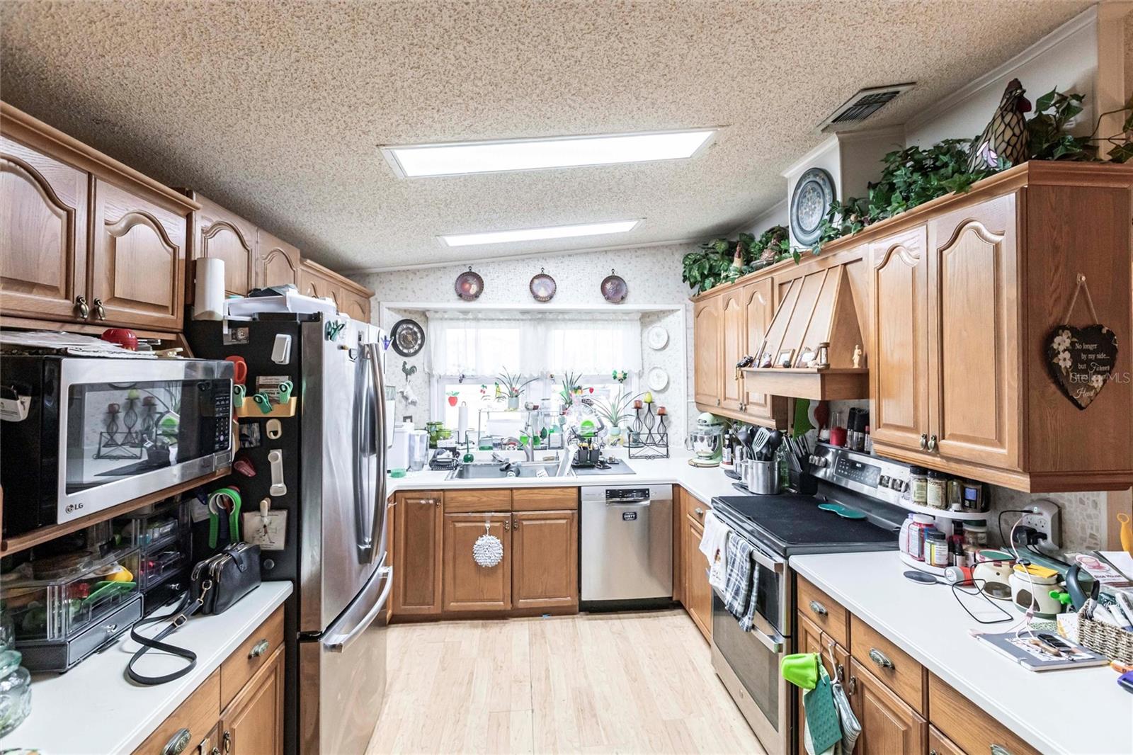 Image 11 of 15 For 553 Madero  