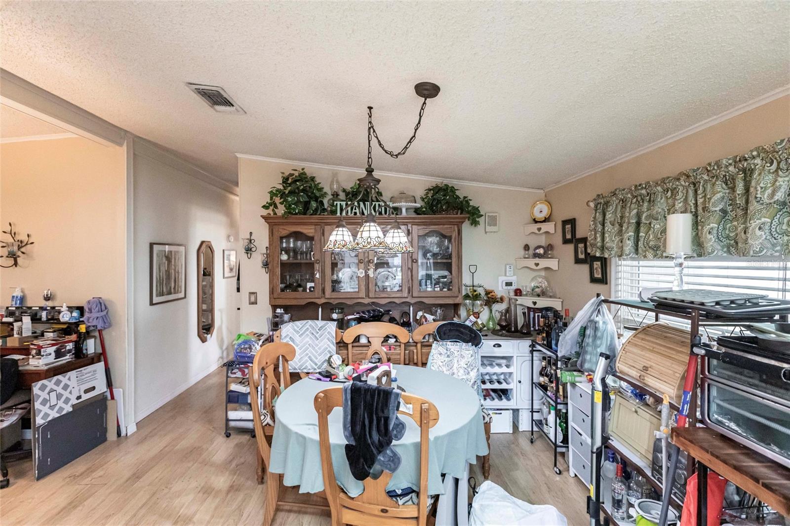 Image 8 of 15 For 553 Madero  