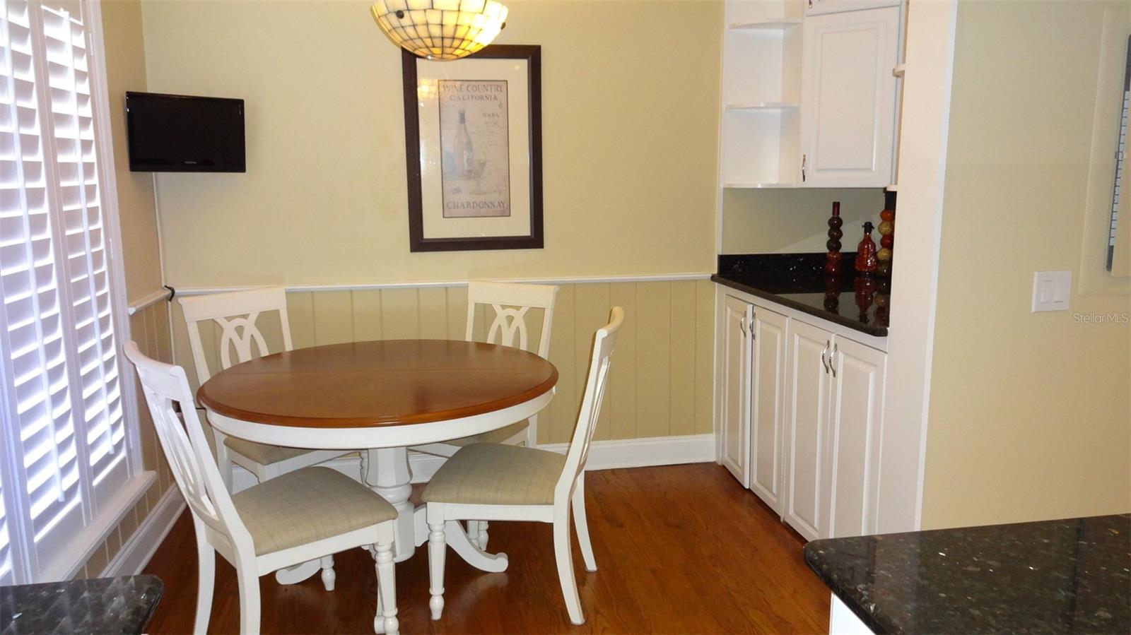 Image 11 of 26 For 1144 Delaney Avenue 1144