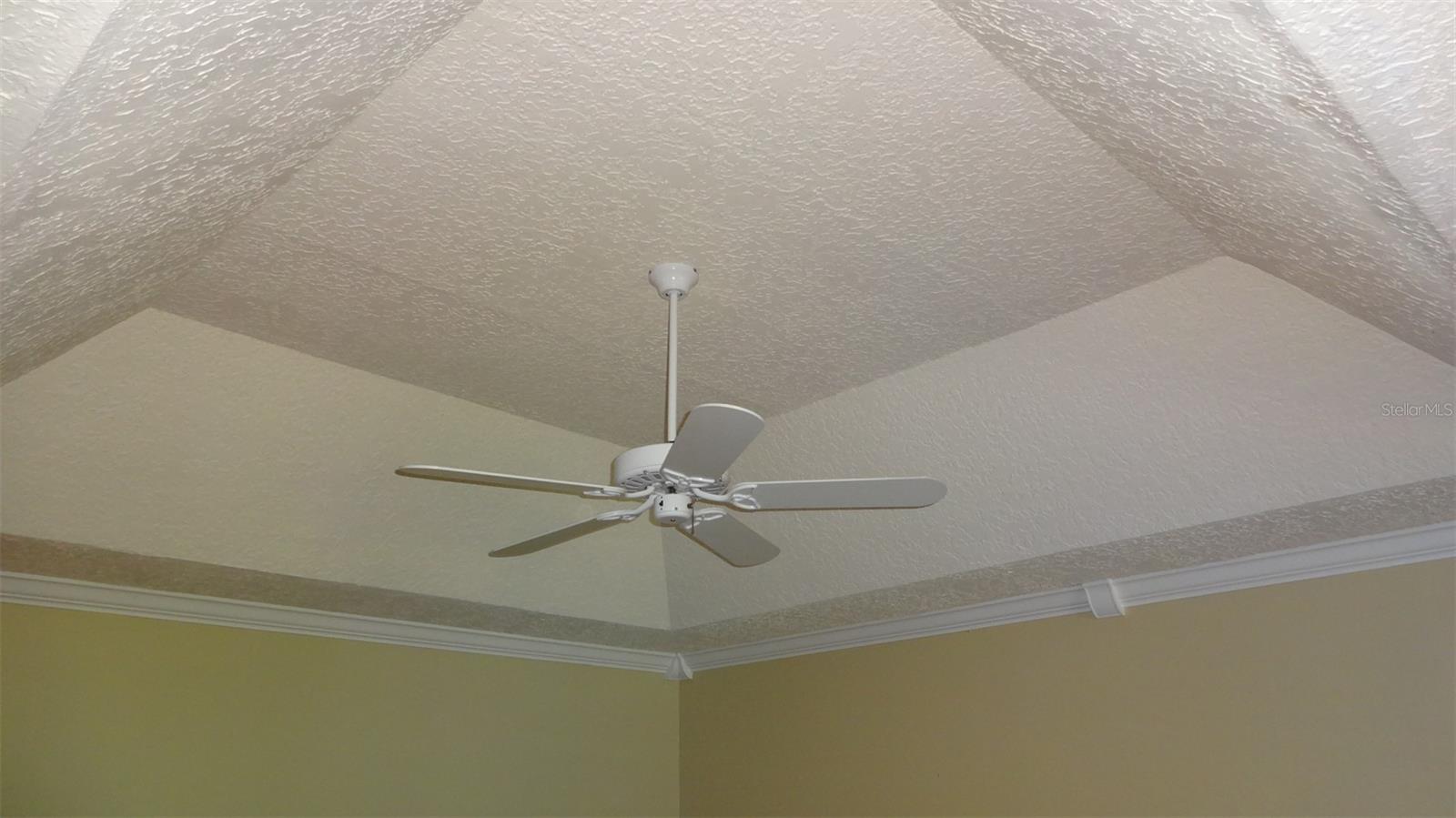 Image 4 of 26 For 1144 Delaney Avenue 1144