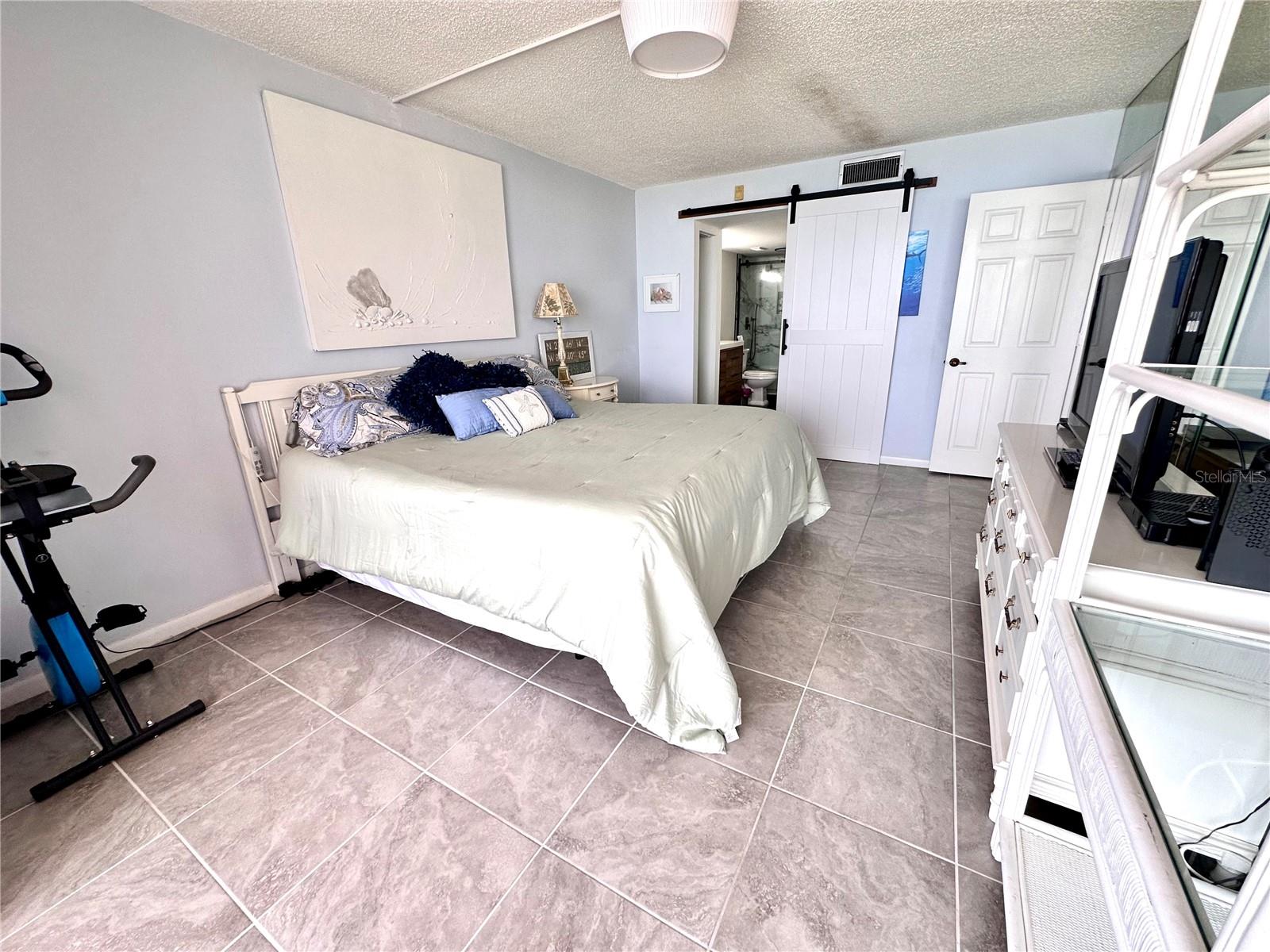 Image 28 of 39 For 6361 Bahia Del Mar  601