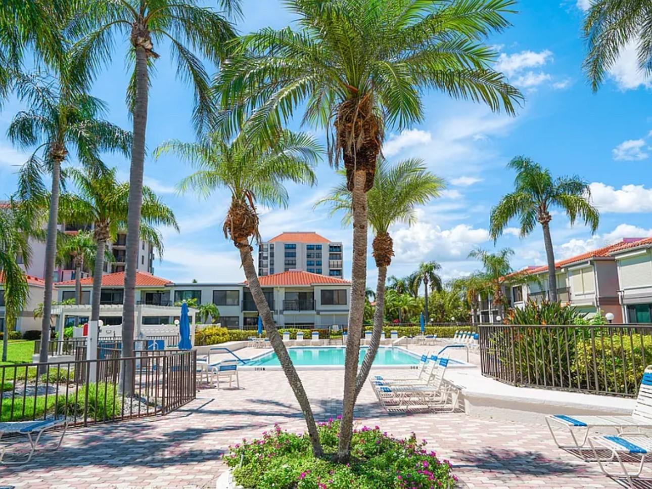 Image 32 of 39 For 6361 Bahia Del Mar  601