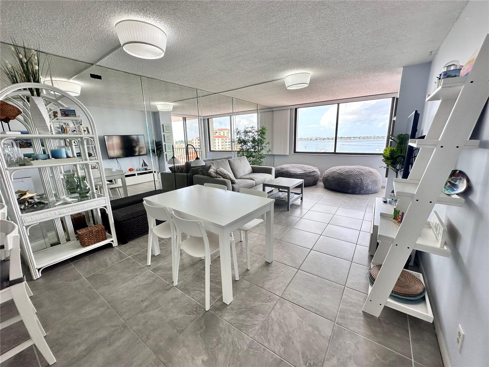 Image 5 of 39 For 6361 Bahia Del Mar  601