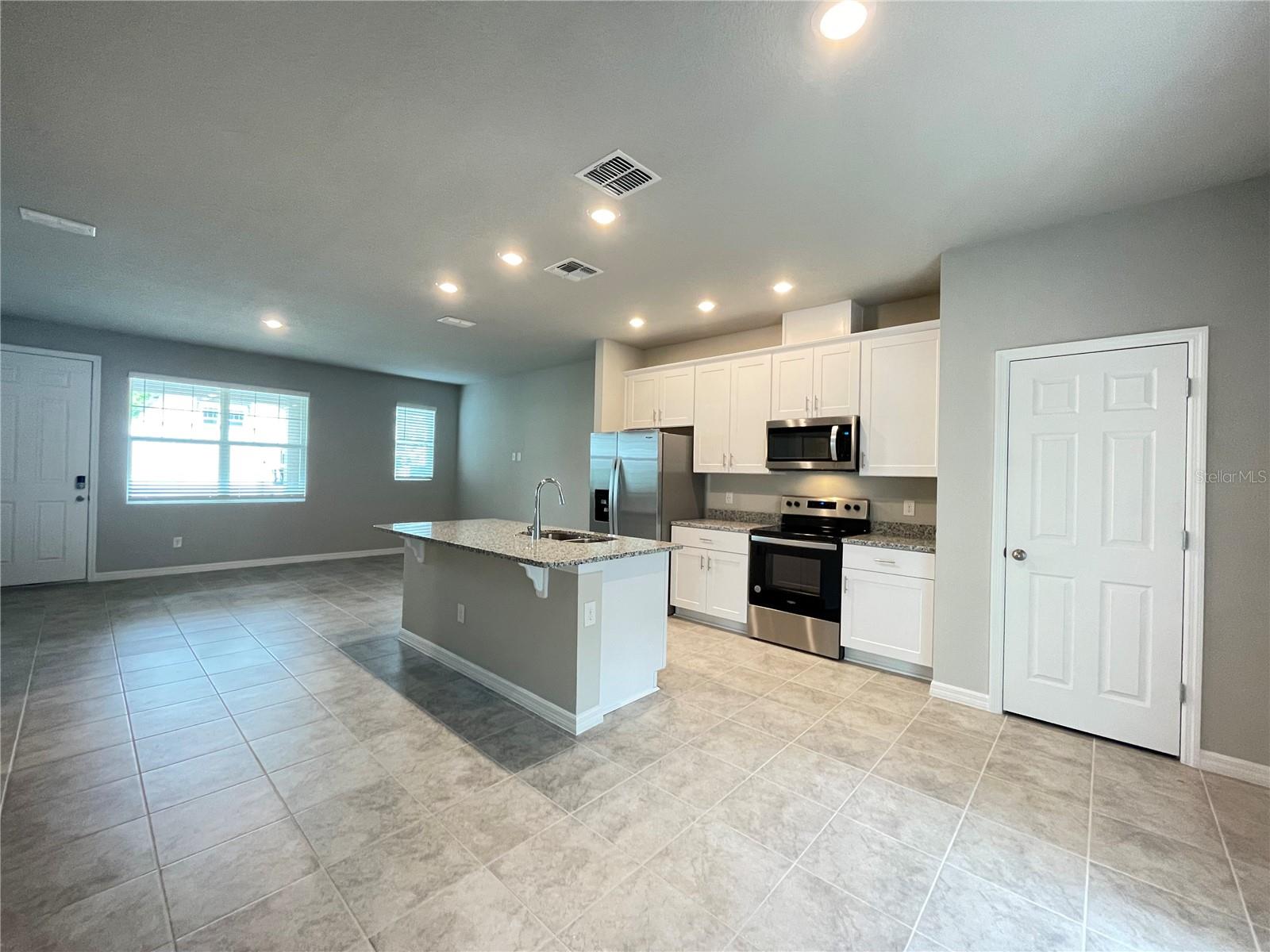 Image 4 of 23 For 2450 Sweet Viburnum Way