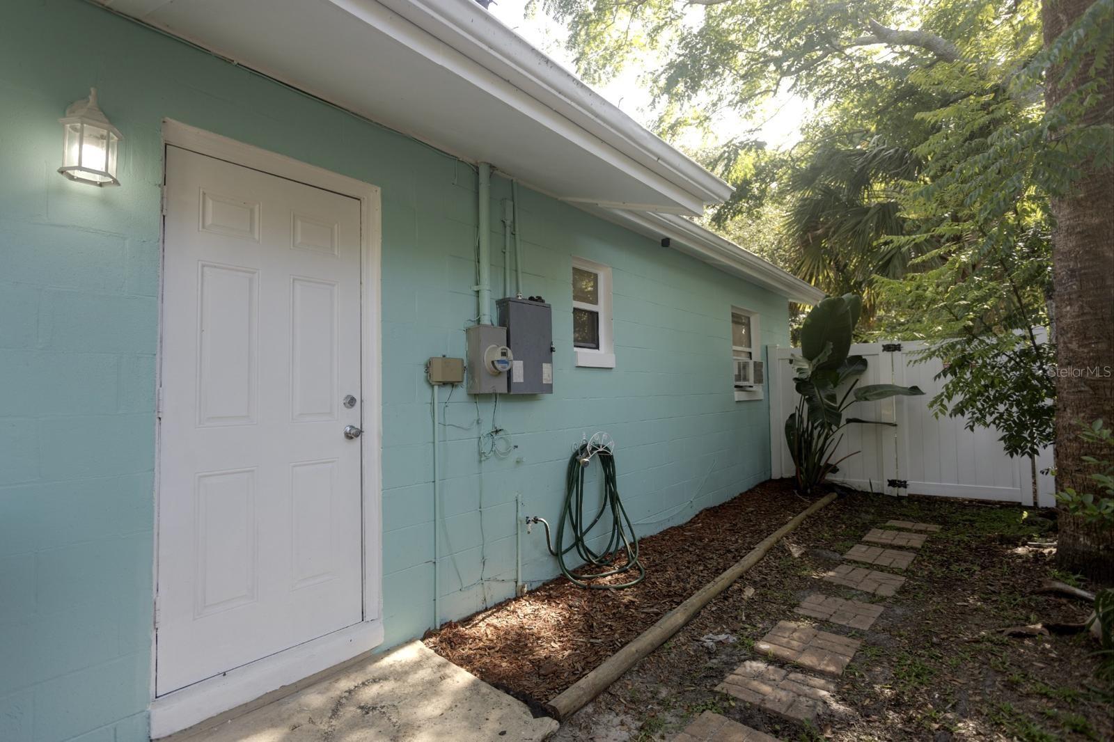 Image 5 of 29 For 1808 Mulberry Avenue