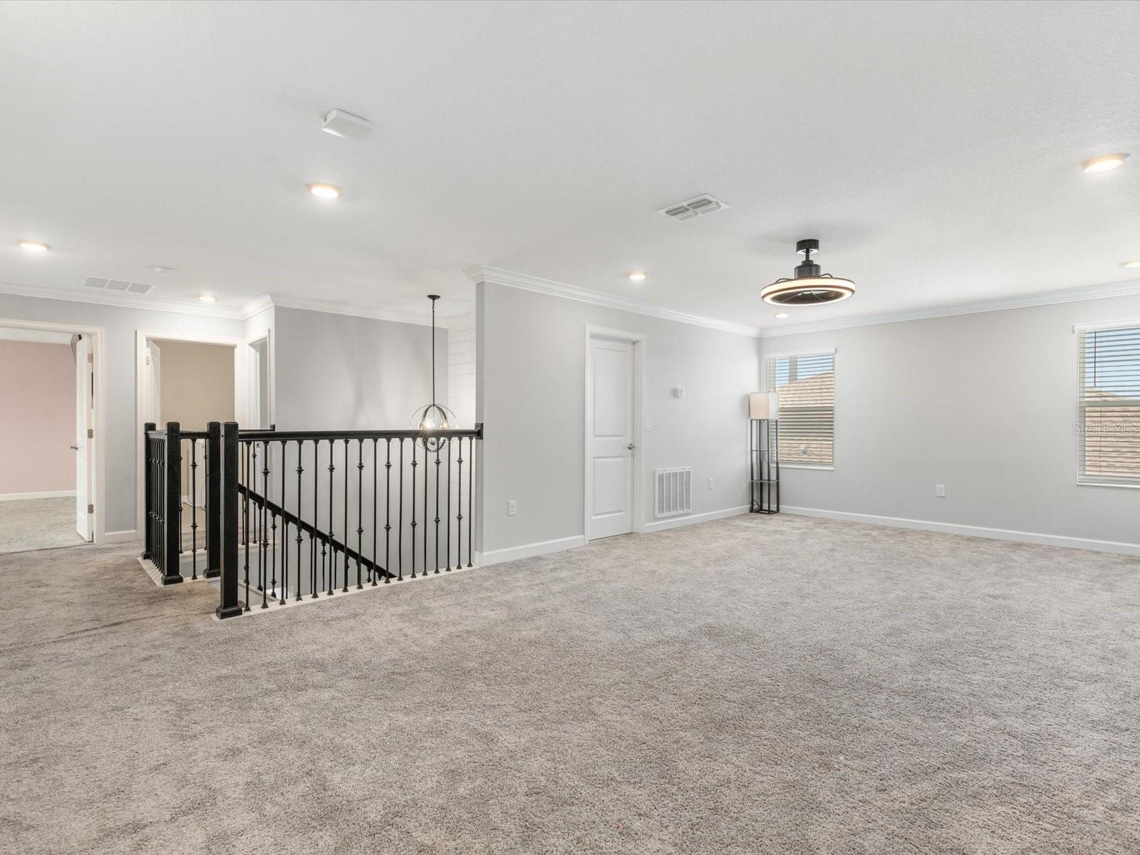 Image 18 of 49 For 2452 Camden Park Avenue