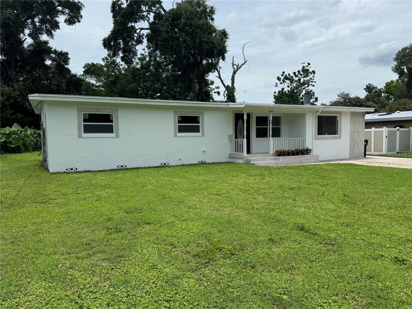 Image 3 of 42 For 2812 Dawley Avenue