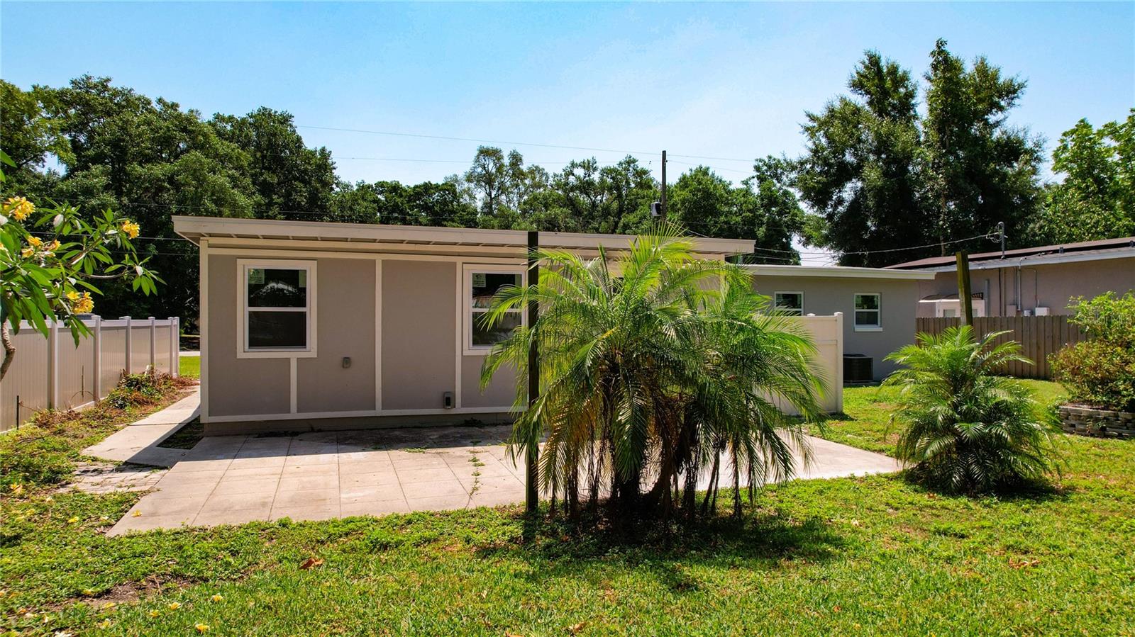 Image 33 of 42 For 2812 Dawley Avenue