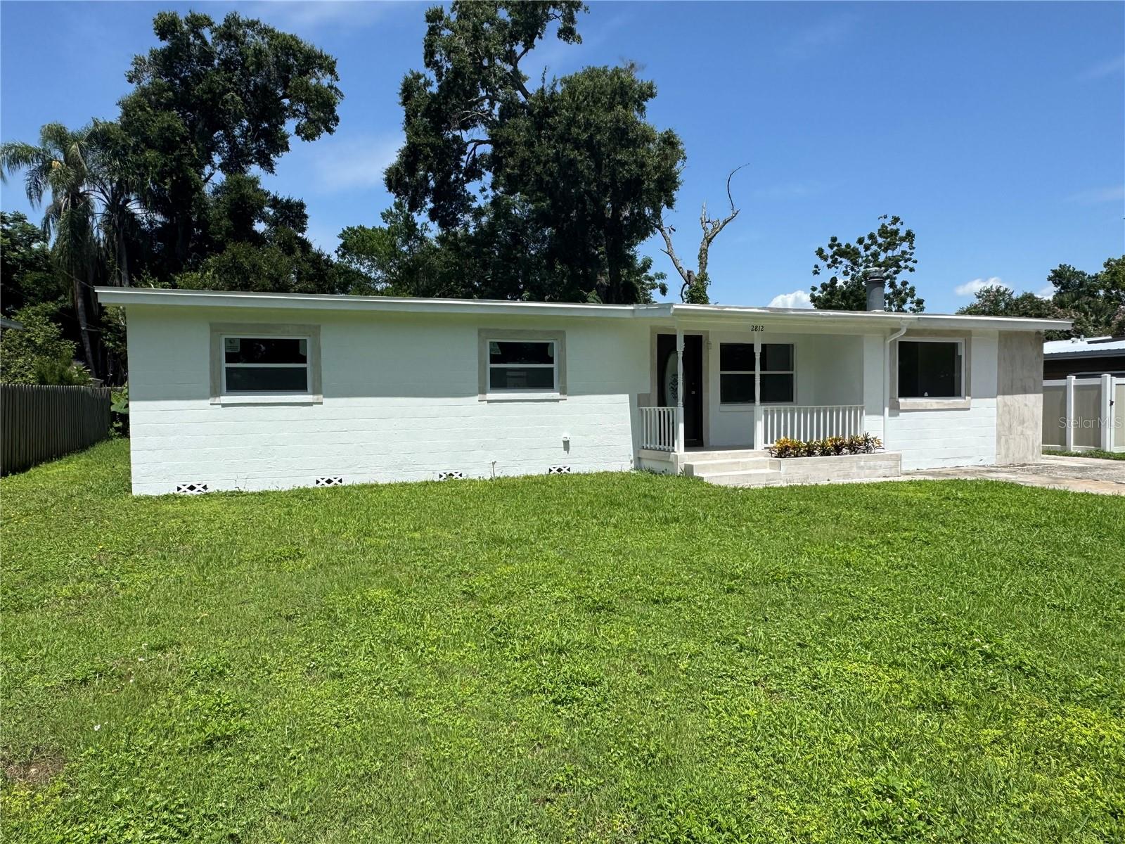 Image 4 of 42 For 2812 Dawley Avenue