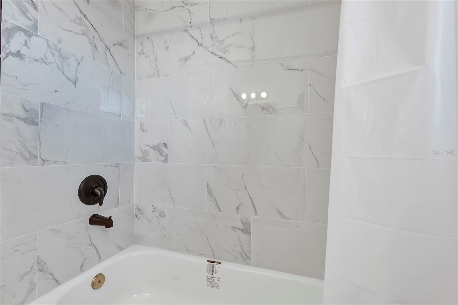 Image 11 of 13 For 751 Bellevue Avenue 3