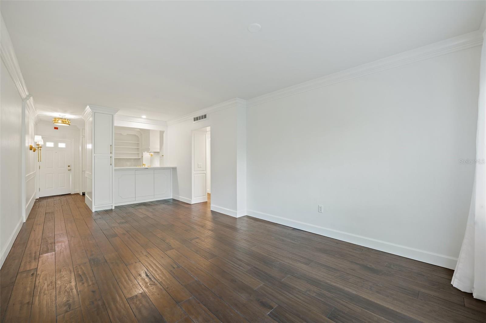 Image 12 of 28 For 640 Park Avenue 3