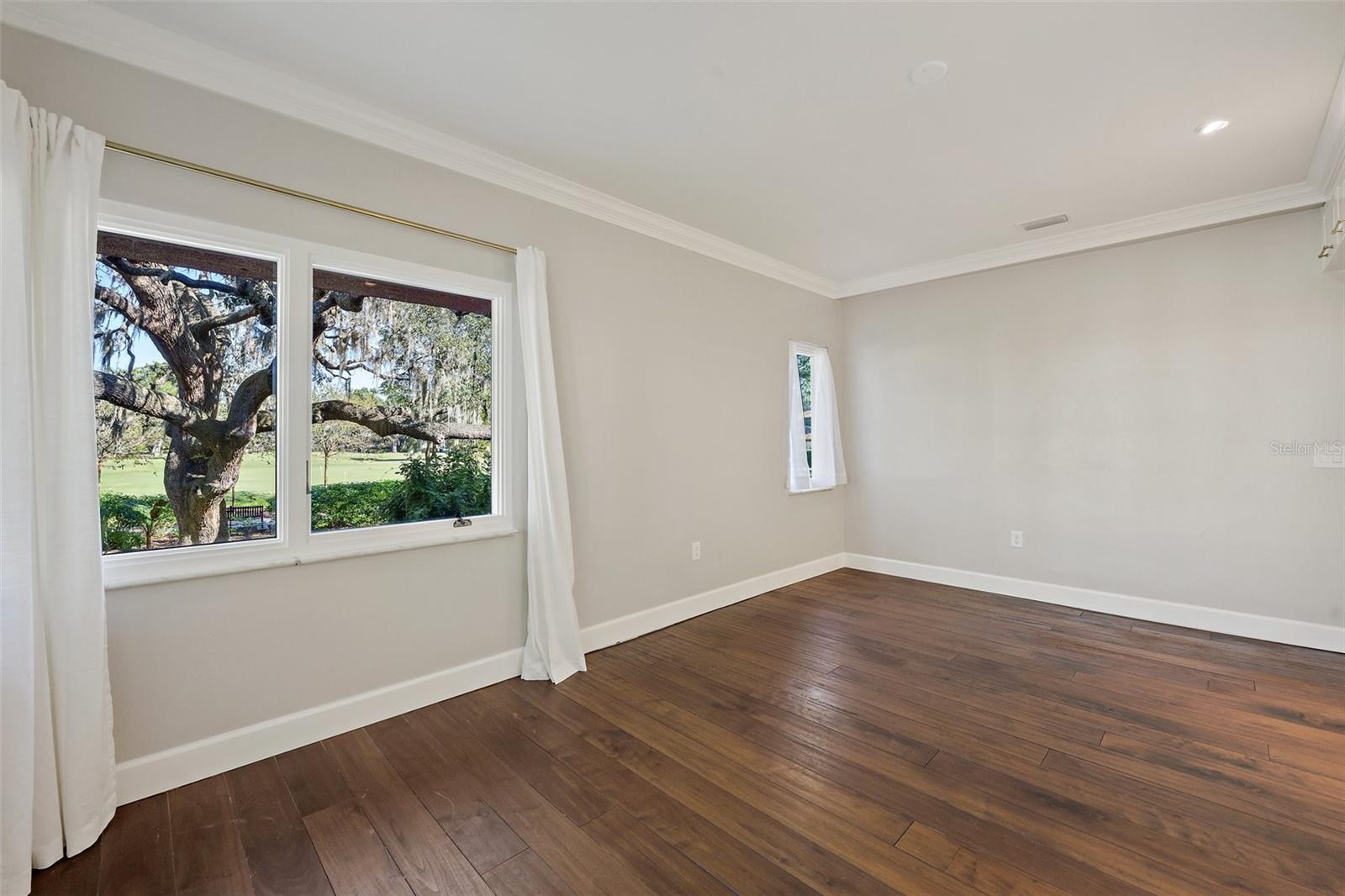Image 16 of 28 For 640 Park Avenue 3