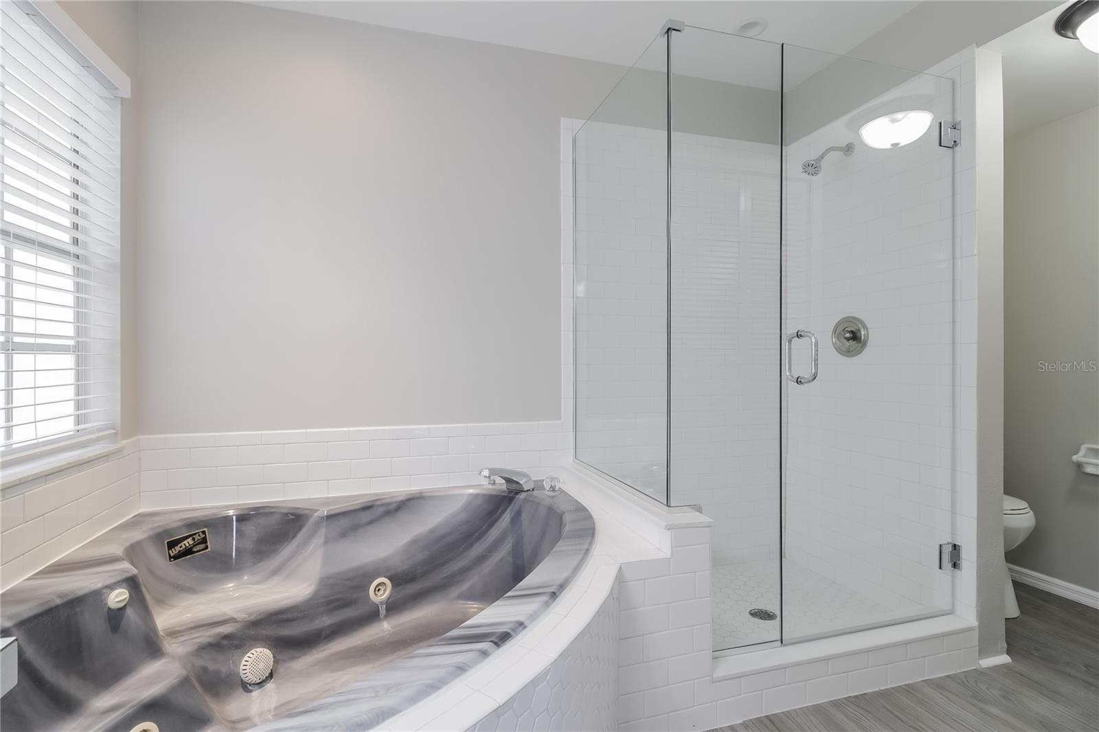 Image 11 of 17 For 4000 Downey Court
