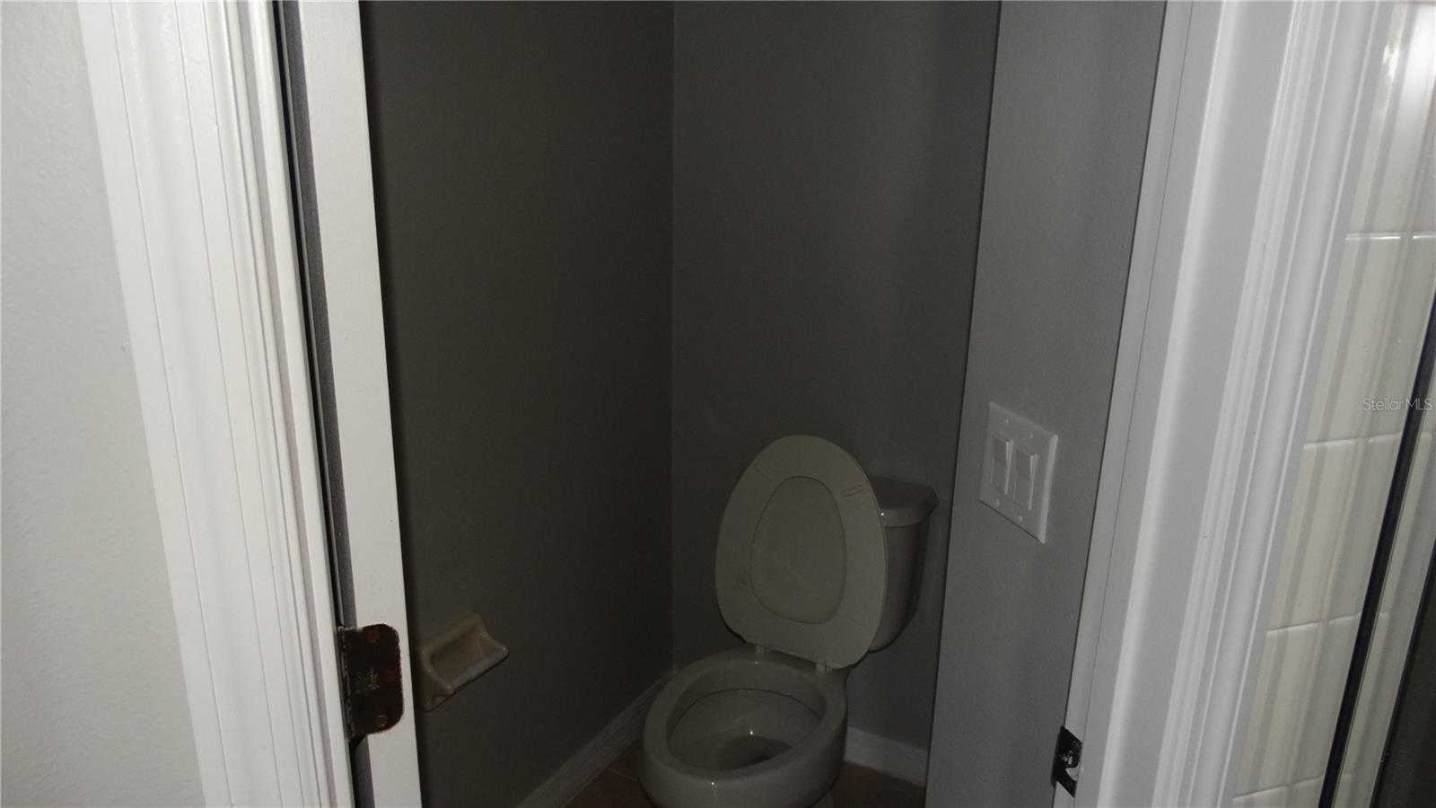Image 16 of 26 For 3919 Cesare Street